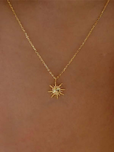Sun God Ray Pendant Short Necklace