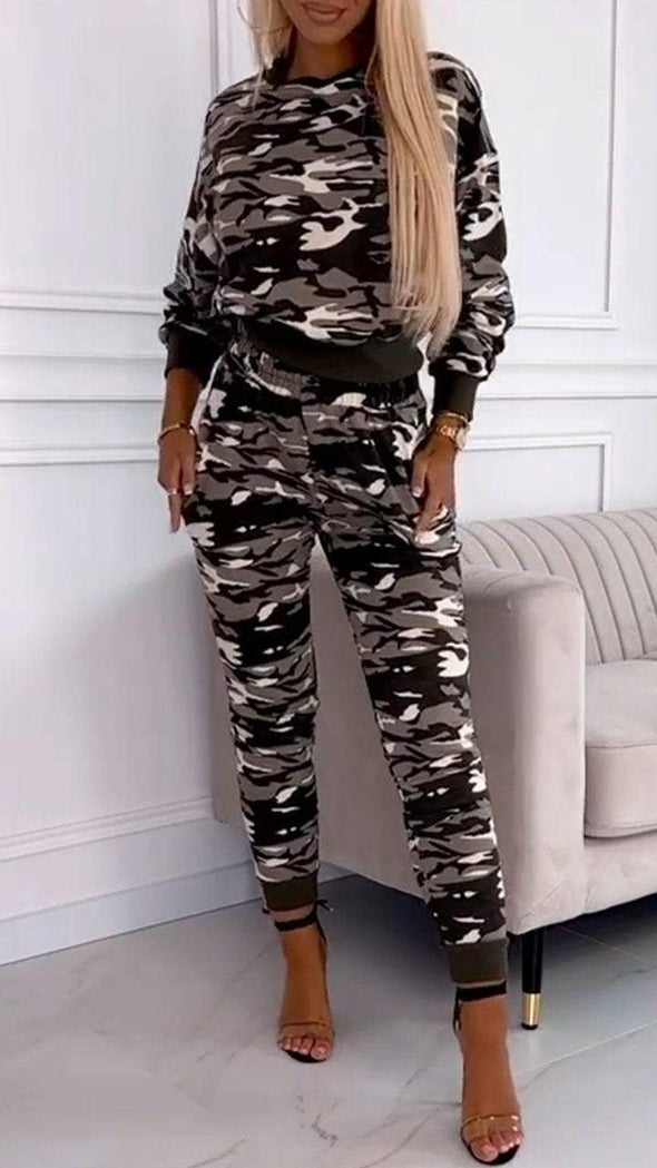 Women's Round Neck Camouflage Print Casual Sports Suit