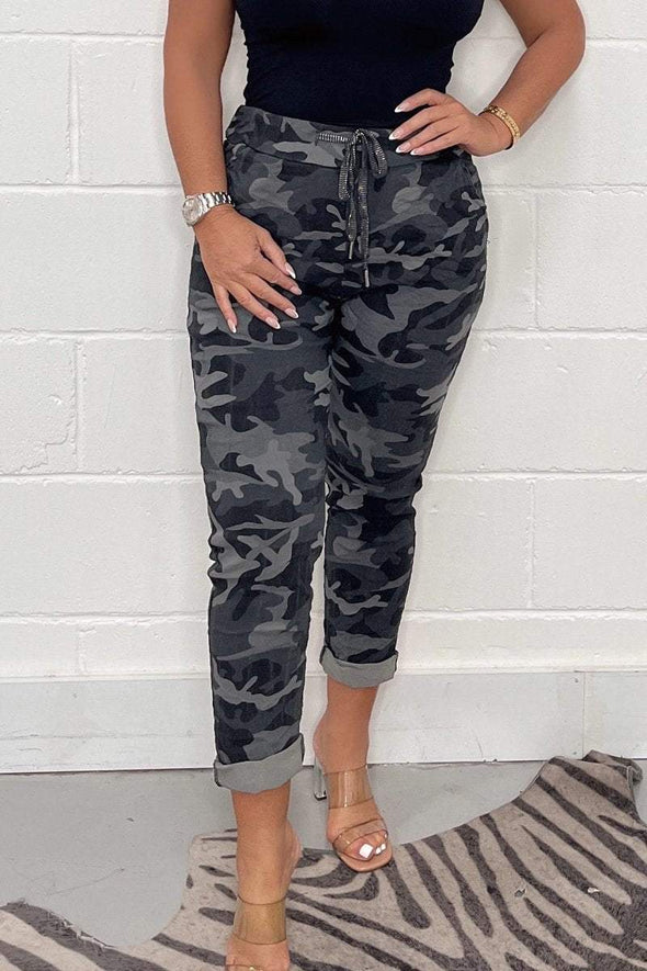 Printed casual trousers