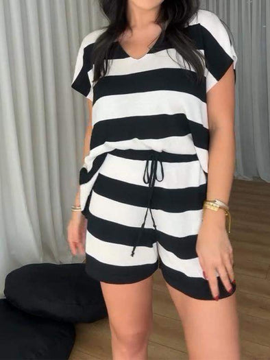 Women's V-neck Striped Short-sleeved Two-piece Suit
