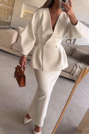 Women's Long-sleeved V-neck Top and Hip Skirt Suit