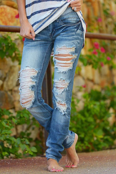 Distressed Low Waist Jeans